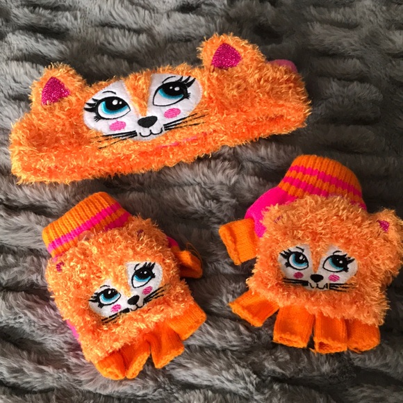 Infant /& Toddler Girls Pink Fleece Fox Trapper Hat /& Mittens Beanie Set